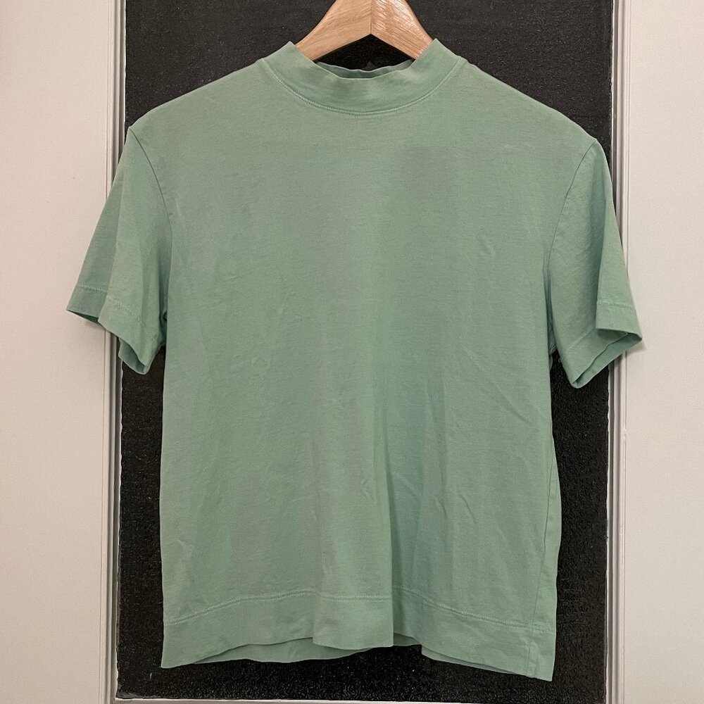 Everlane "The Icon" Mock Neck Organic Cotton Tee  in "Jade", Size XS